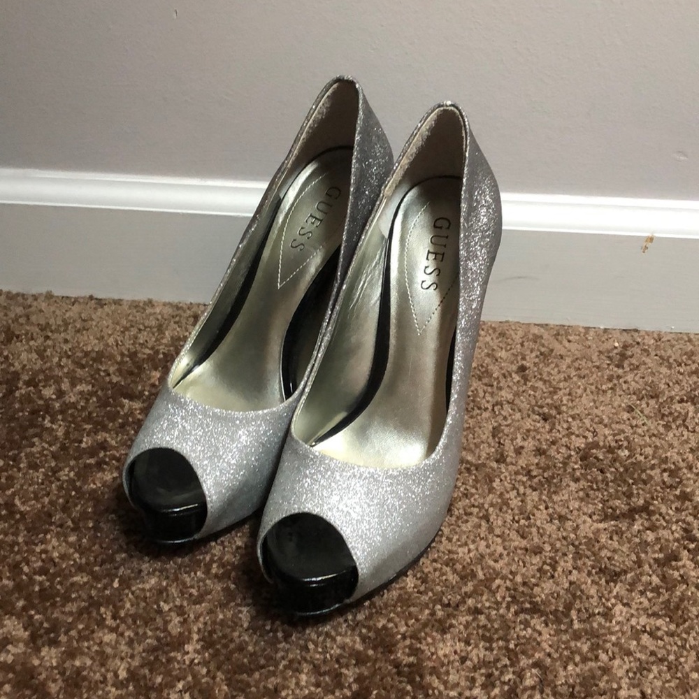 Guess glitter peep toe